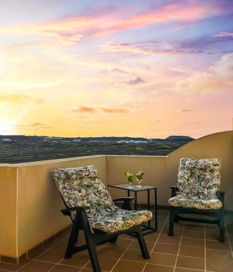 Sunset Corralejo Con Solarium Privado คอร์ราเลโฮ ภายนอก รูปภาพ